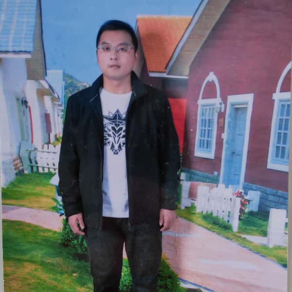 四川35岁单身帅哥真诚找对象-河源征婚相亲网