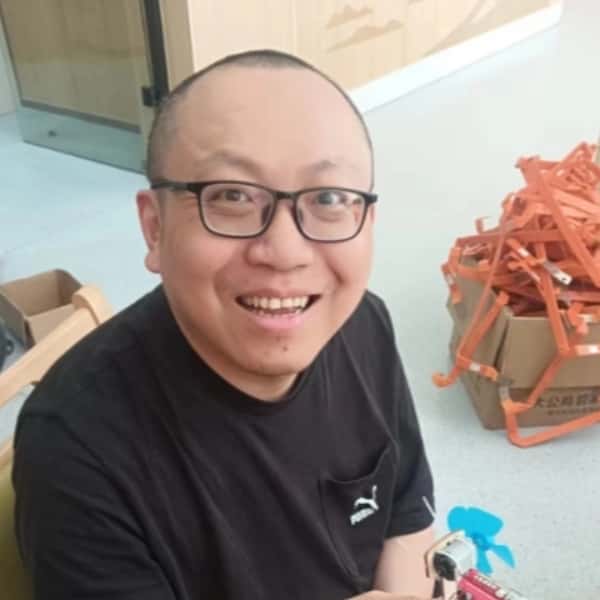 江苏42岁单身帅哥真诚找对象-河源征婚网