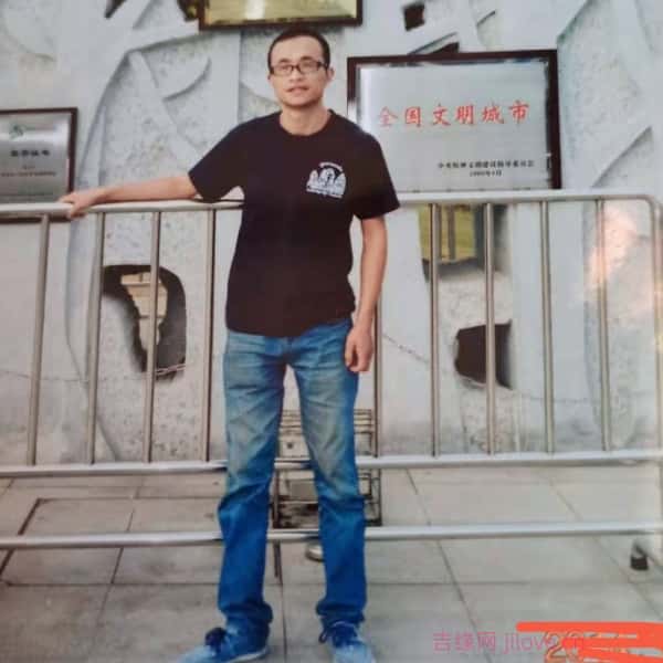 江苏36岁单身帅哥真诚找对象-河源征婚相亲网
