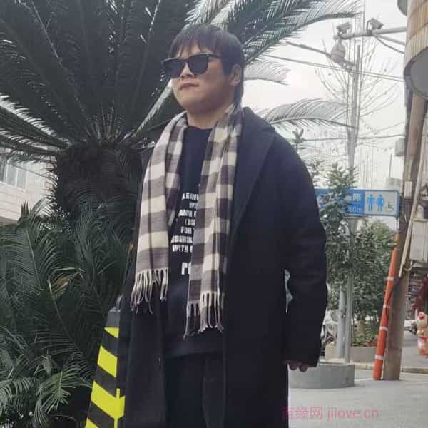 江西20岁单身帅哥真诚找对象-河源征婚相亲网